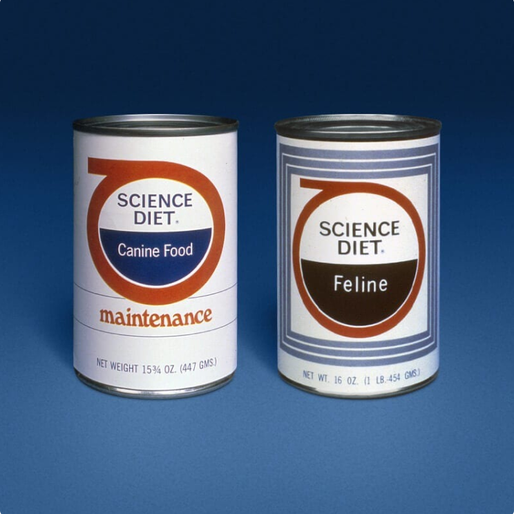 Duas latas de Science Diet - canina e felina
